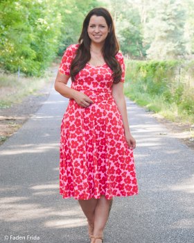 Preview: Viskosejersey Happy Flowers by Cherry Picking pink